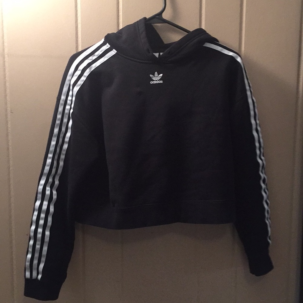 Cropped Adidas hoodie